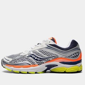 Saucony ProGrid Omni 9